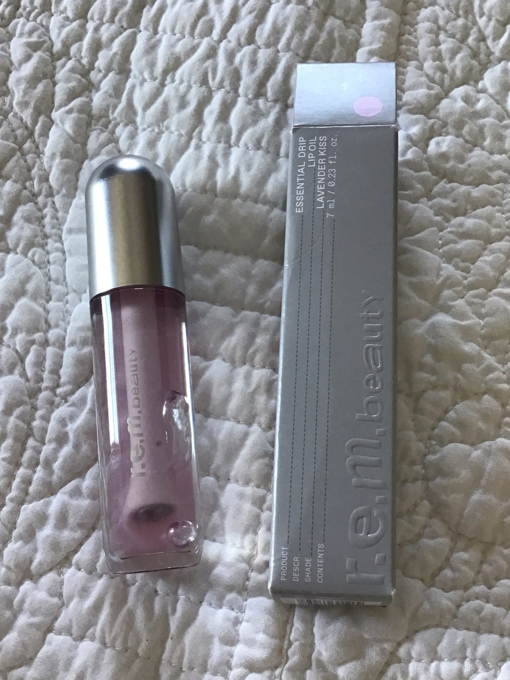 New r.e.m. beauty Ariana Essential Drip Lip Oil Lavender Kiss